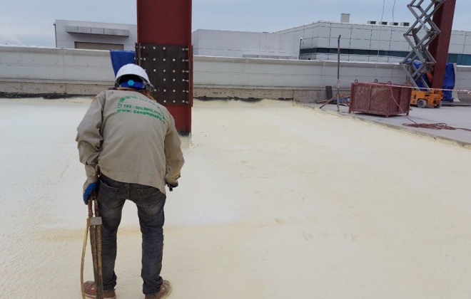 Foam xịt chống thấm - Tính năng, ứng dụng và lợi ích quan trọng  trong công nghiệp
